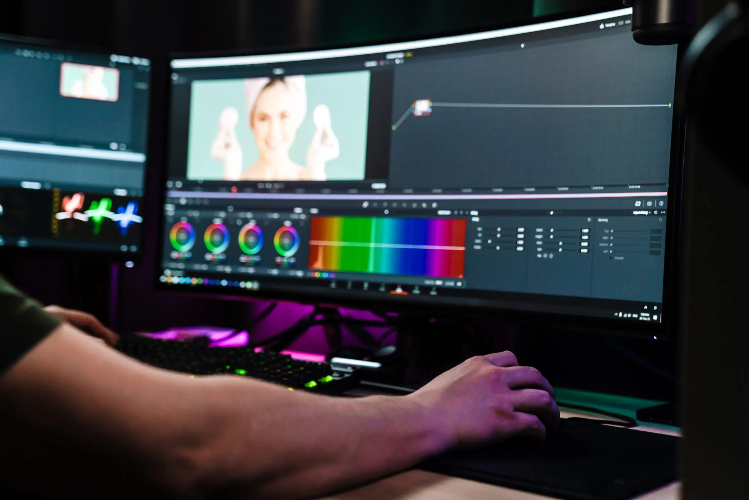 Ultrawide monitor